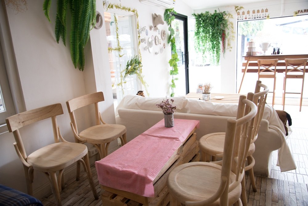 ของแต่งบ้าน DIY: เปลี่ยนขยะในบ้านให้กลายเป็นเฟอร์นิเจอร์สุดเก๋